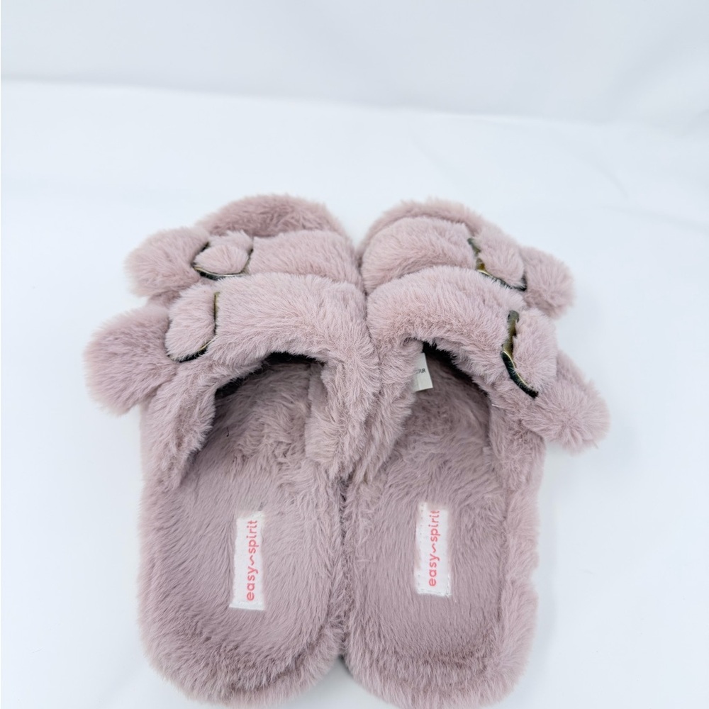 New Never Worn Easy Spirit Soft Pink Fuzzy Slippers with buckles size 8/9 - Picture 3 of 8